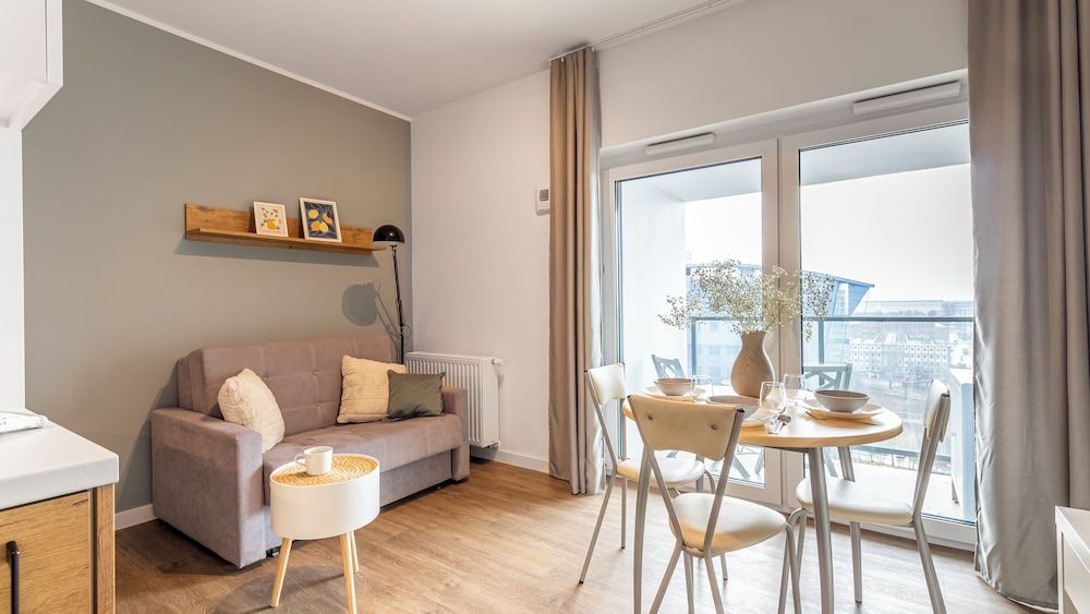 Apartament (1204)