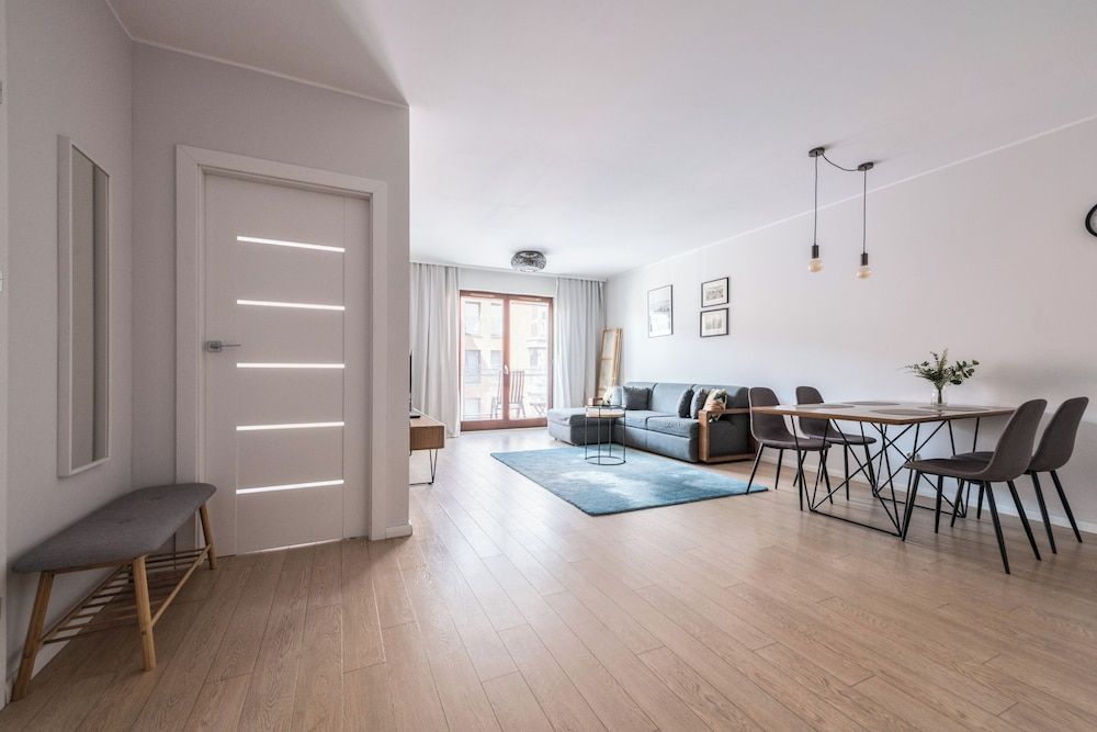 Aura 39 by Grand Apartments Comfort Apartment, Balcony 11