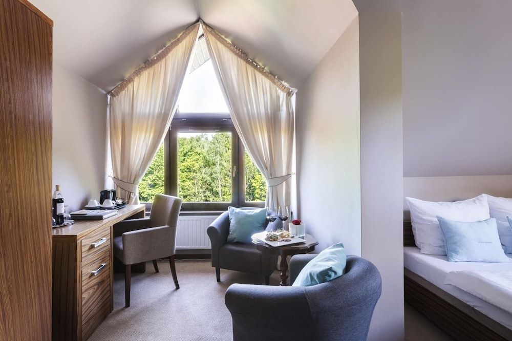 Deluxe Apartment, Garden View