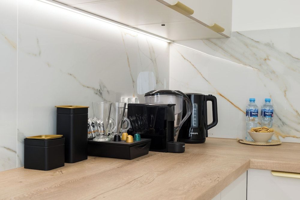 Onyx - by Kairos Apartments Superior Apartment, City View 7