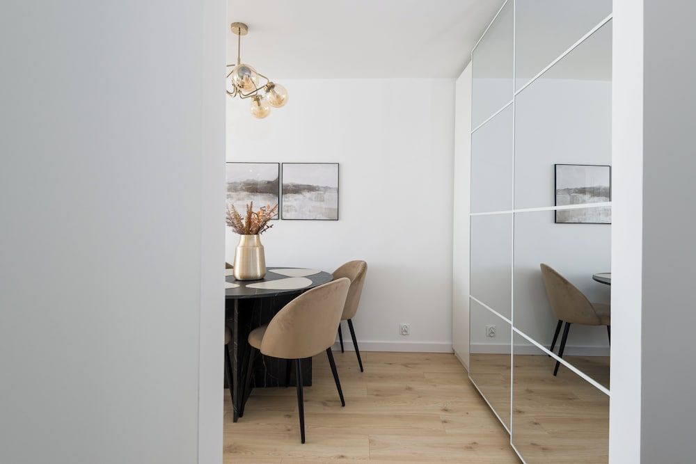 Onyx - by Kairos Apartments Superior Apartment, City View 12