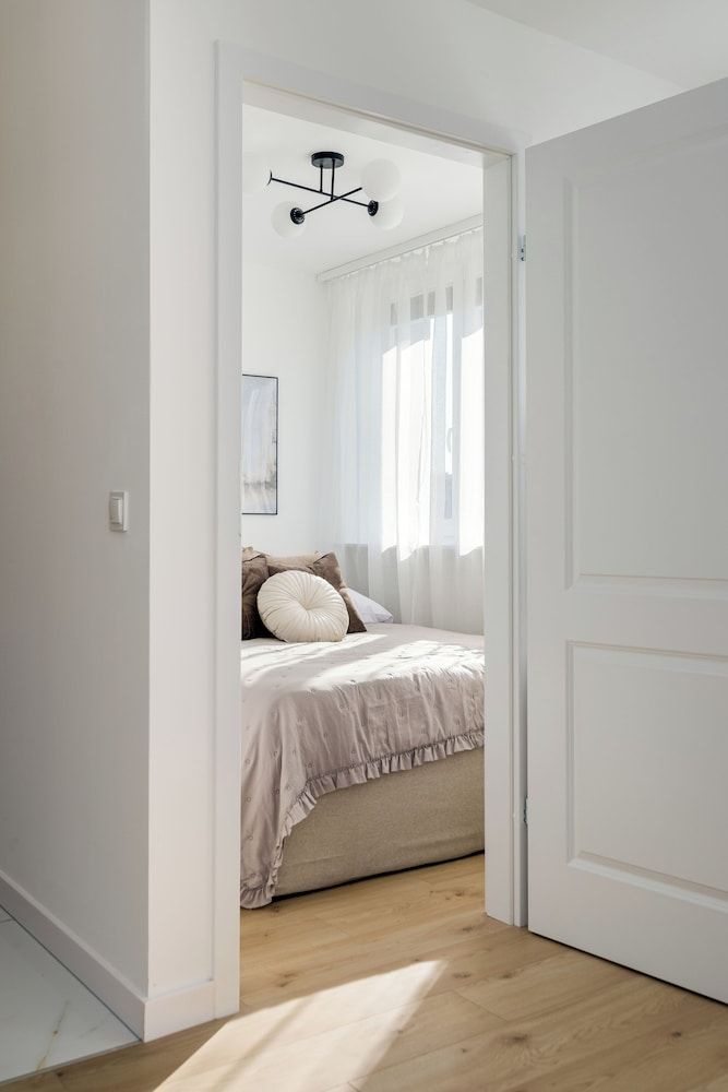 Onyx - by Kairos Apartments Superior Apartment, City View 2