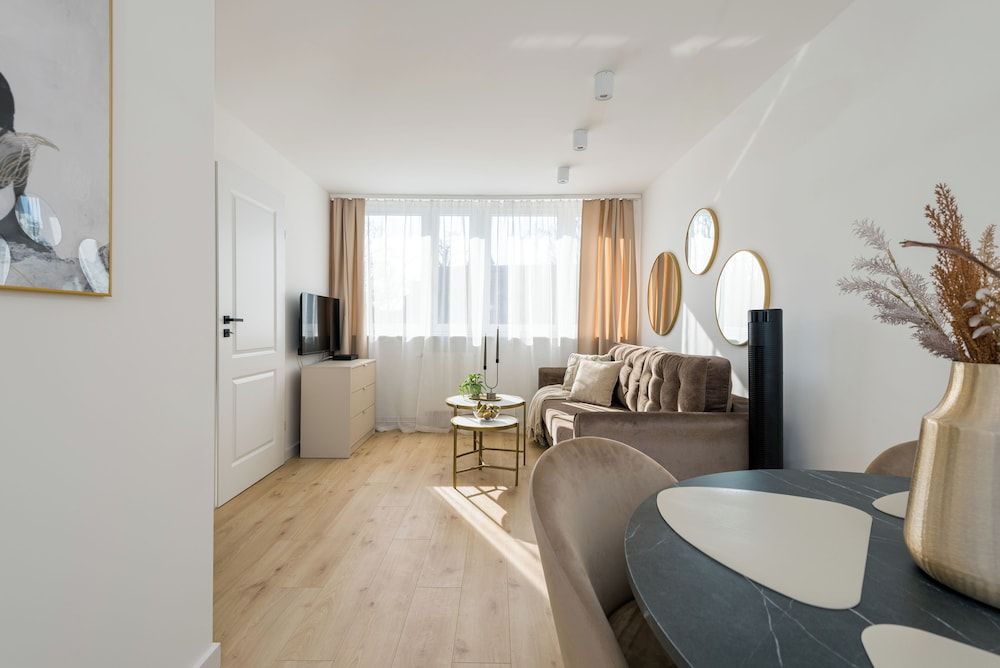 Onyx - by Kairos Apartments Superior Apartment, City View 10