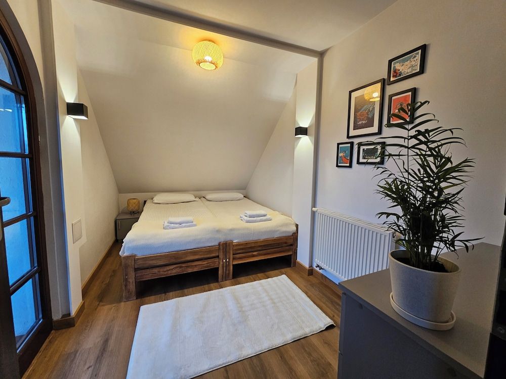 Apartment, 2 Bedrooms, Jetted Tub