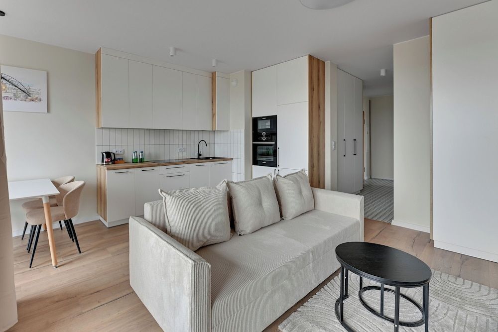 Horizon 169 - SeaView by GrandApartments Apartment, City View 9