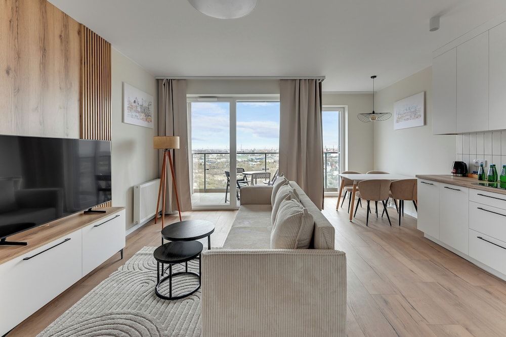 Horizon 169 - SeaView by GrandApartments Apartment, City View 10