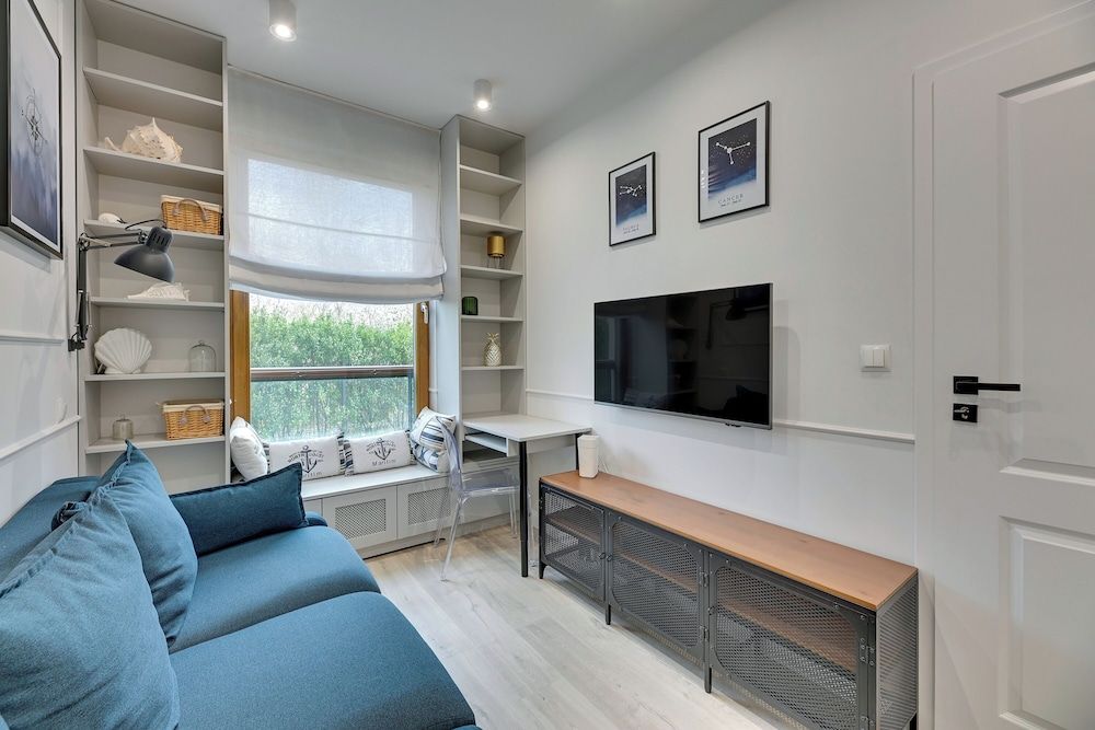 Nadmorski Park by Grand Apartments Comfort Apartment, Garden View 7