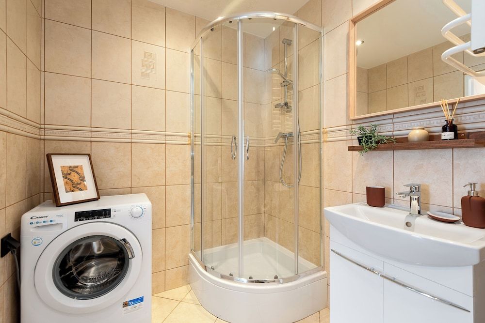 Family - by Kairos Apartments Family Apartment, City View 23