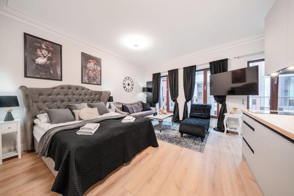 Apartament (107)