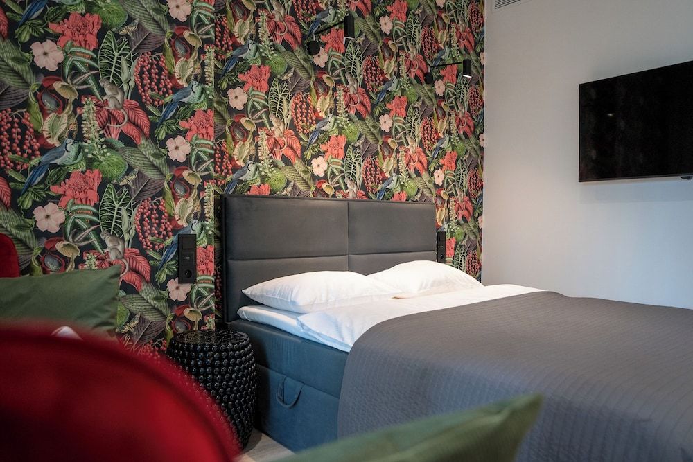 Towarowa Towers Luxury Apartment, Balcony, City View 20