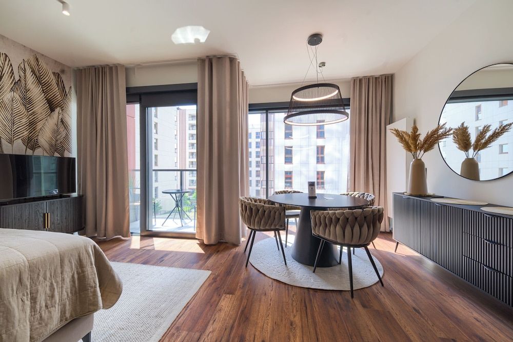 Towarowa Towers Luxury Apartment, Balcony, City View 36