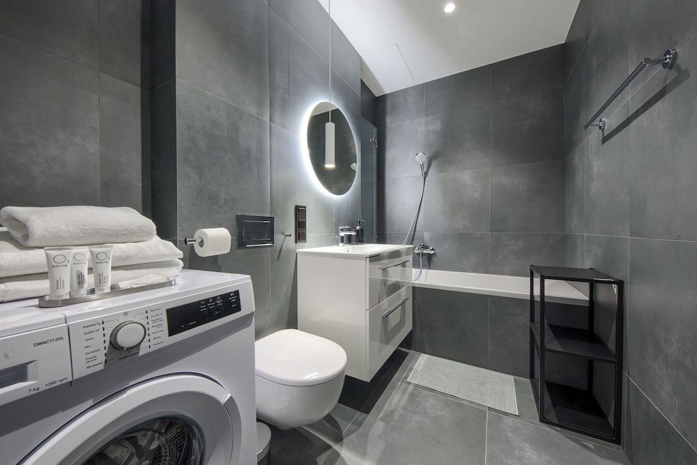 Towarowa Towers Luxury Apartment, Balcony, City View 42