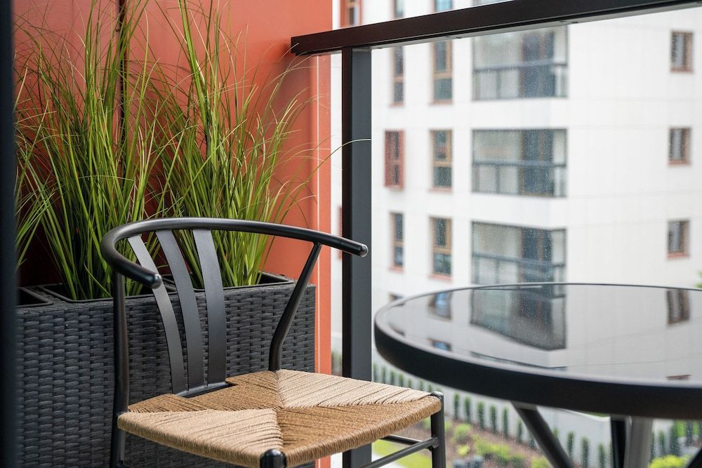 Towarowa Towers Luxury Apartment, Balcony, City View 12