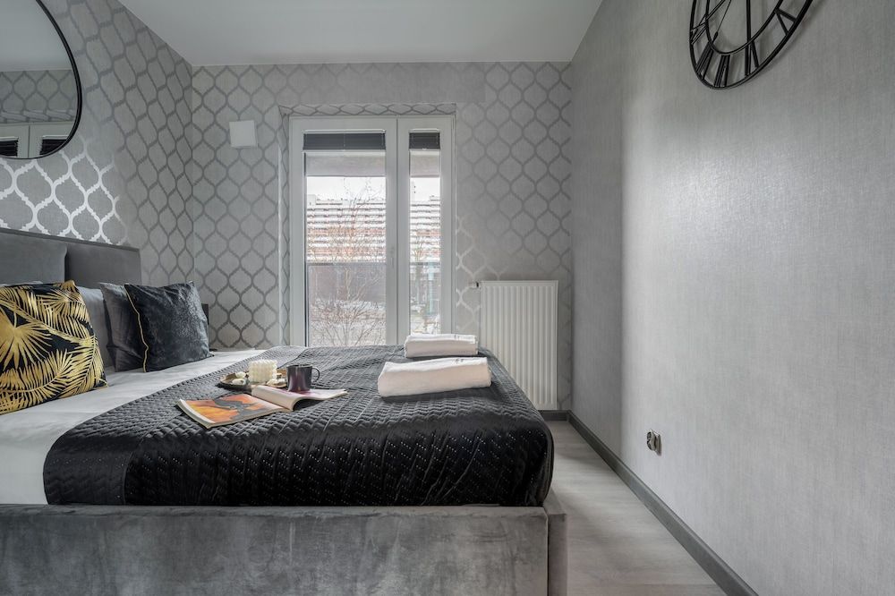 Standard Apartment, Balcony