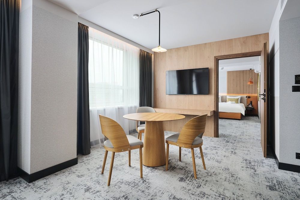 voco Katowice by IHG Suite, 1 King Bed 5