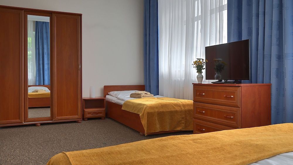 Economy Twin Room