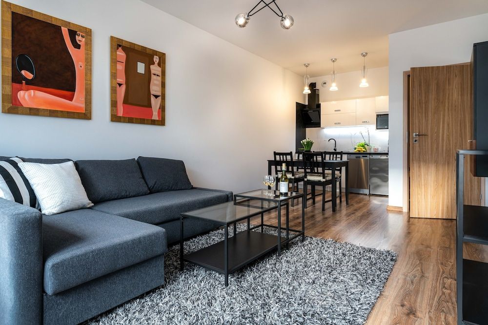 Apartment B1476