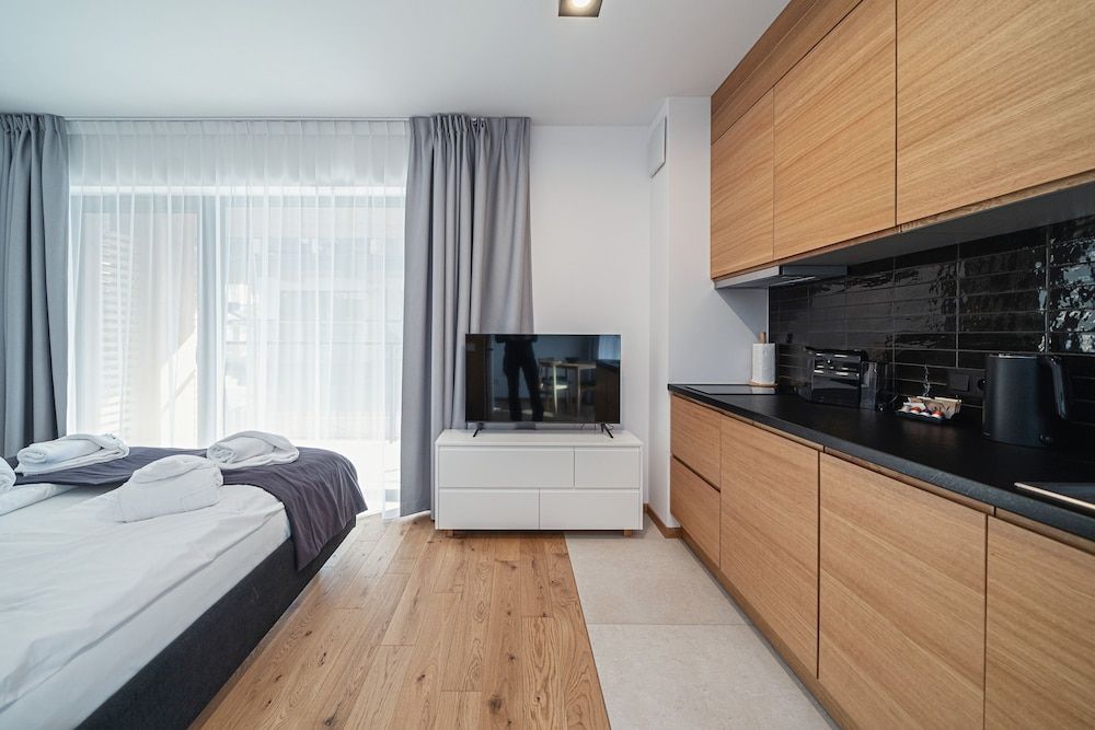 Lipowy Dwór Studio Suite, Mountain View 9