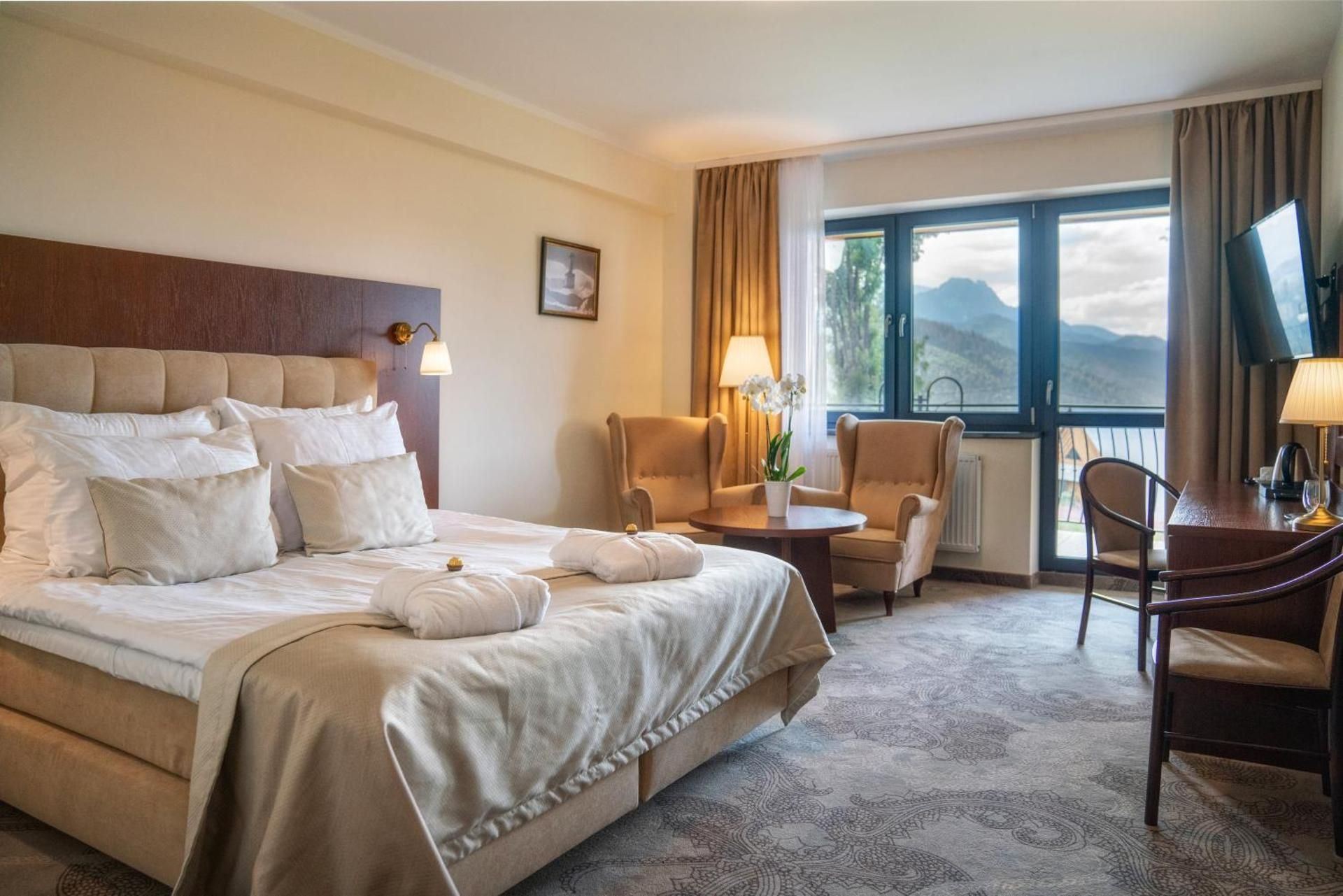 Superior King Room