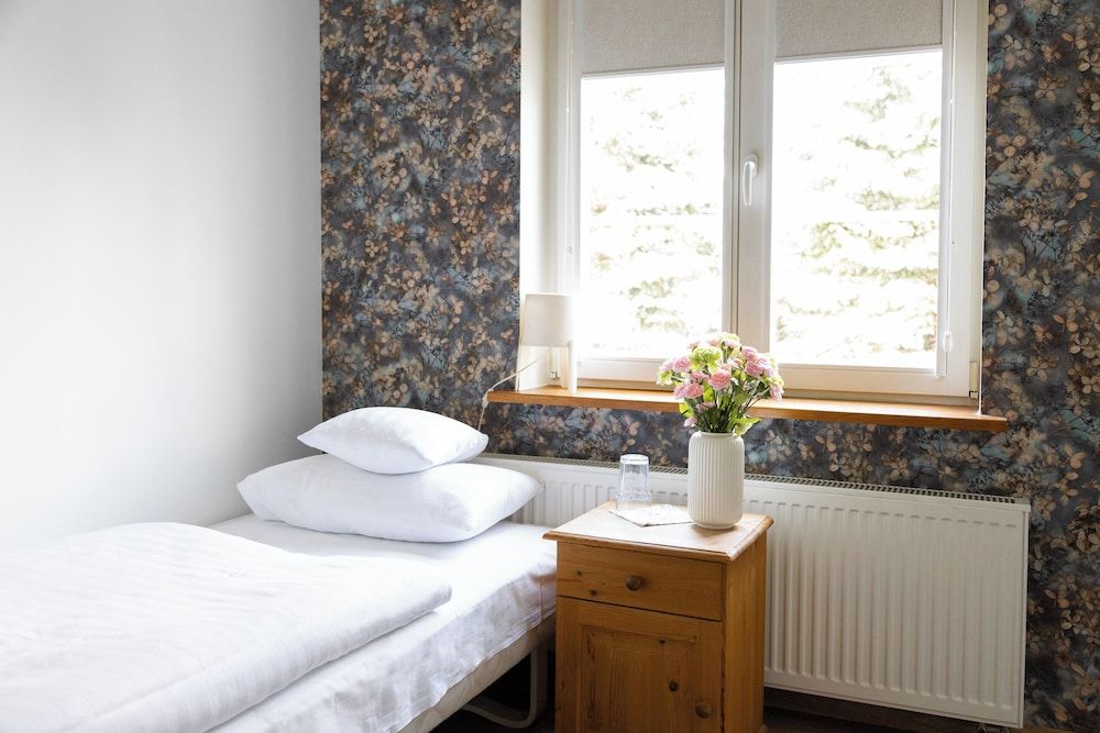 Mleczarnia Hotel Restauracja Basic Room 3