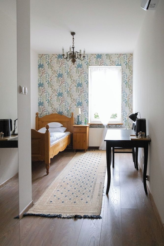 Mleczarnia Hotel Restauracja Basic Room 6