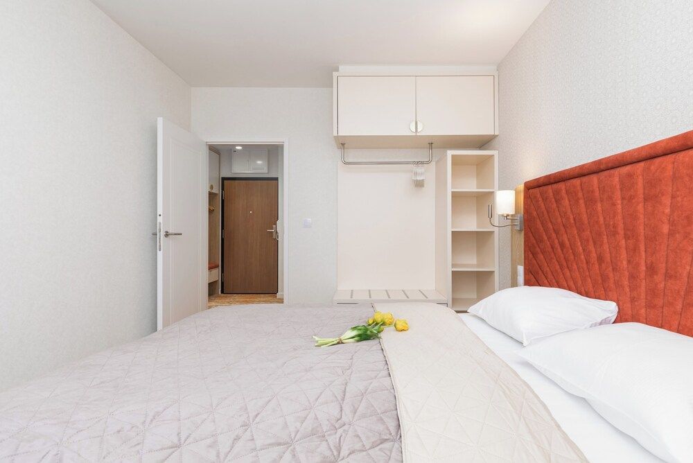 Apartment, 2 Bedrooms, Balcony, Sea Facing
