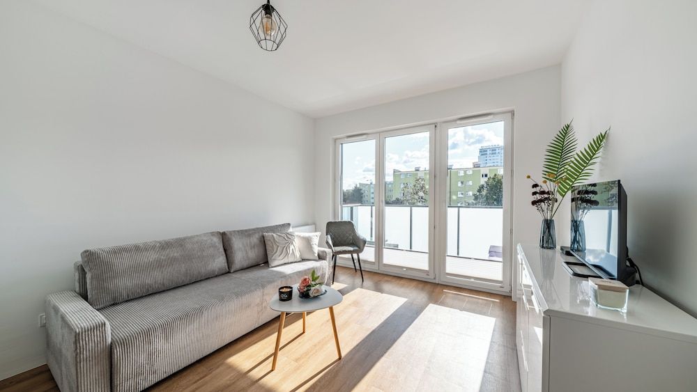Apartment (18B/5)