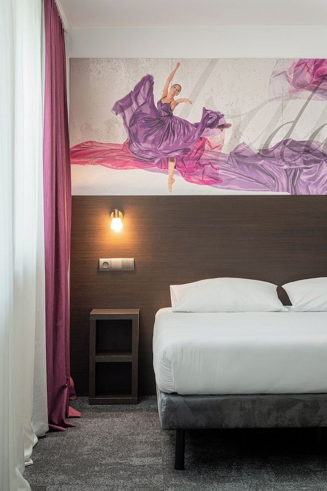 B&B HOTEL Bytom Standard Double Room 11