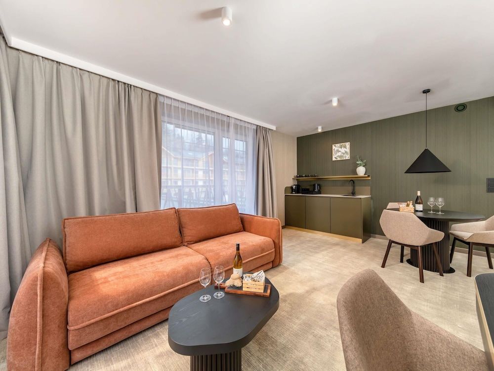 Movenpick Resort SPA Karpacz Junior Suite, Multiple Beds 9