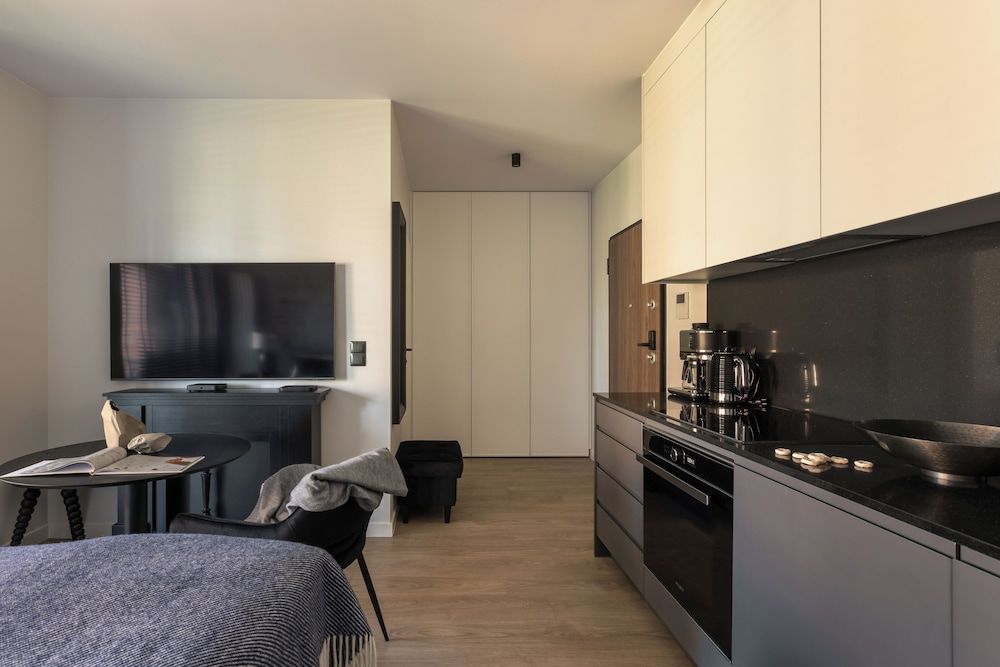Classic Studio, Terrace (E09)