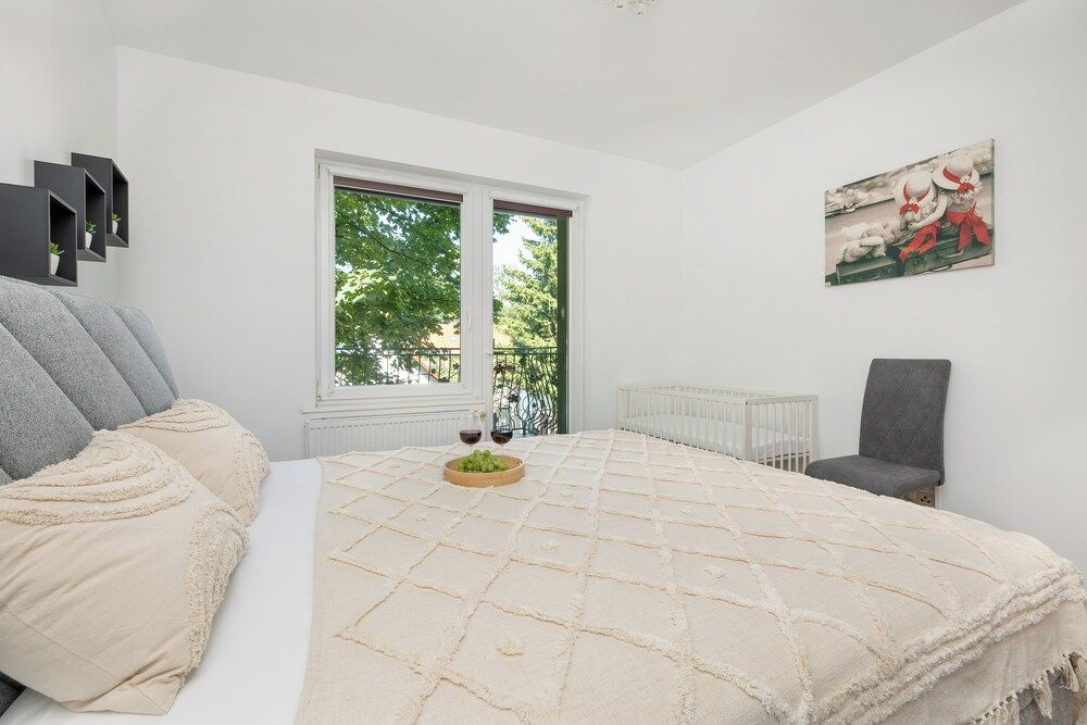 Apartment, 3 Bedrooms, Balcony