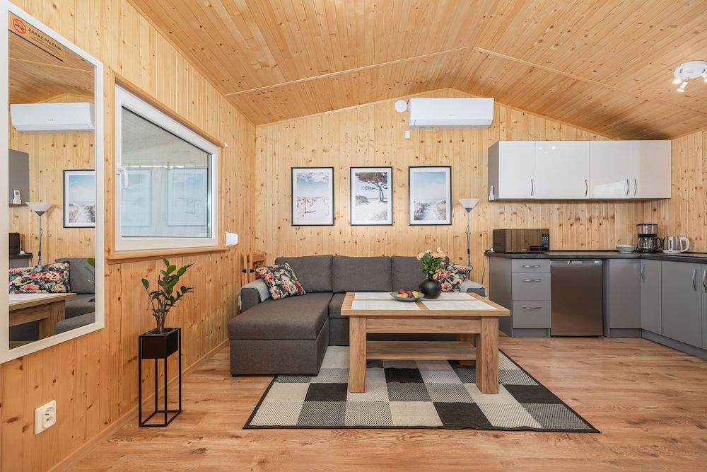 House, 2 Bedrooms, Kitchen, Beachside