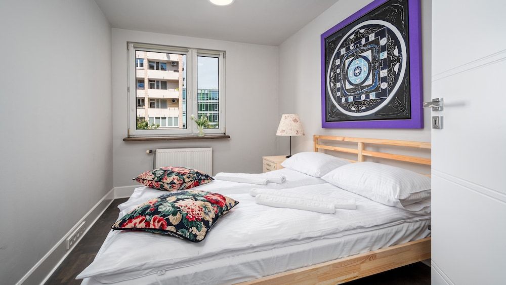 Apartament (2)