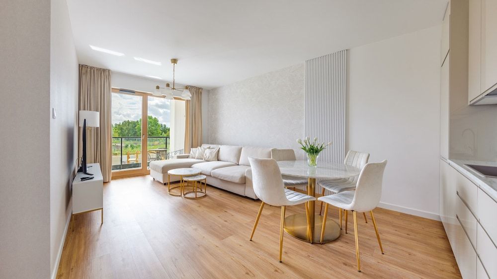 Apartment (7)
