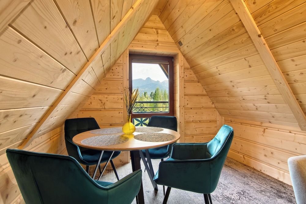 Classic Apartment, 2 Bedrooms, Kitchenette, Mountain View