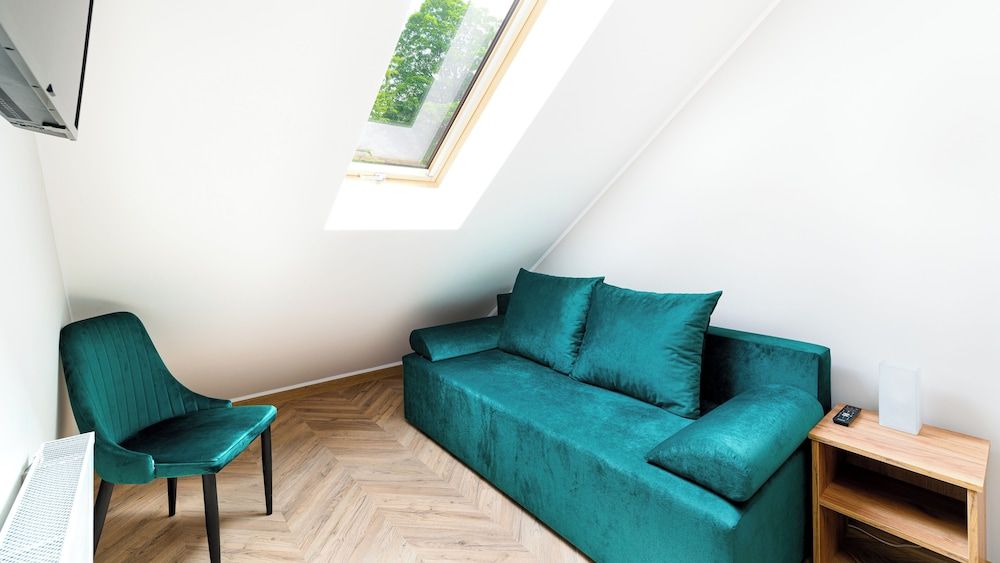 Apartment (20 B)
