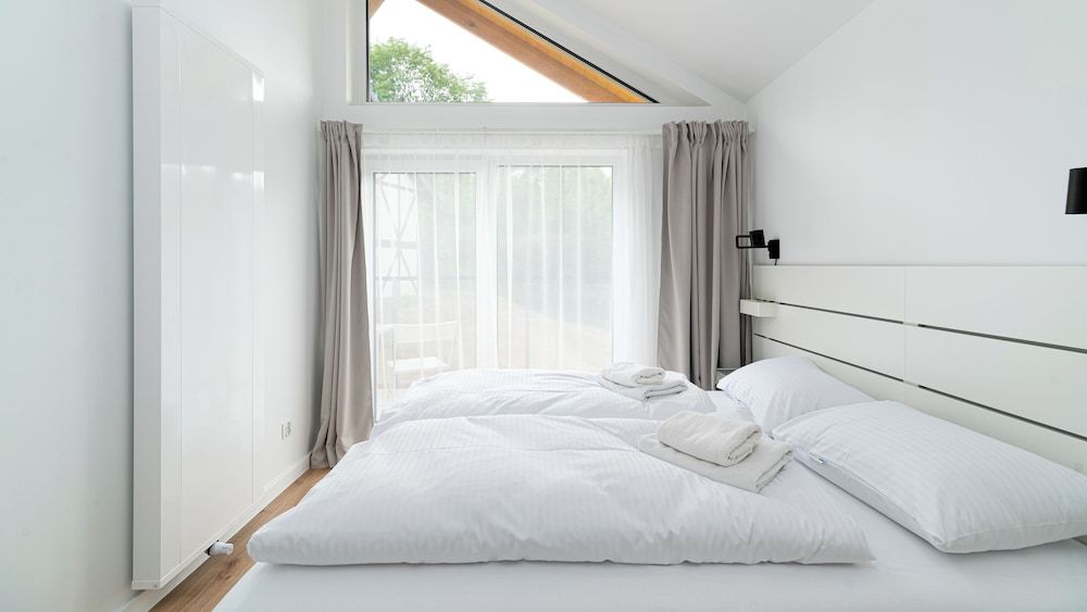 Apartment (13 A)
