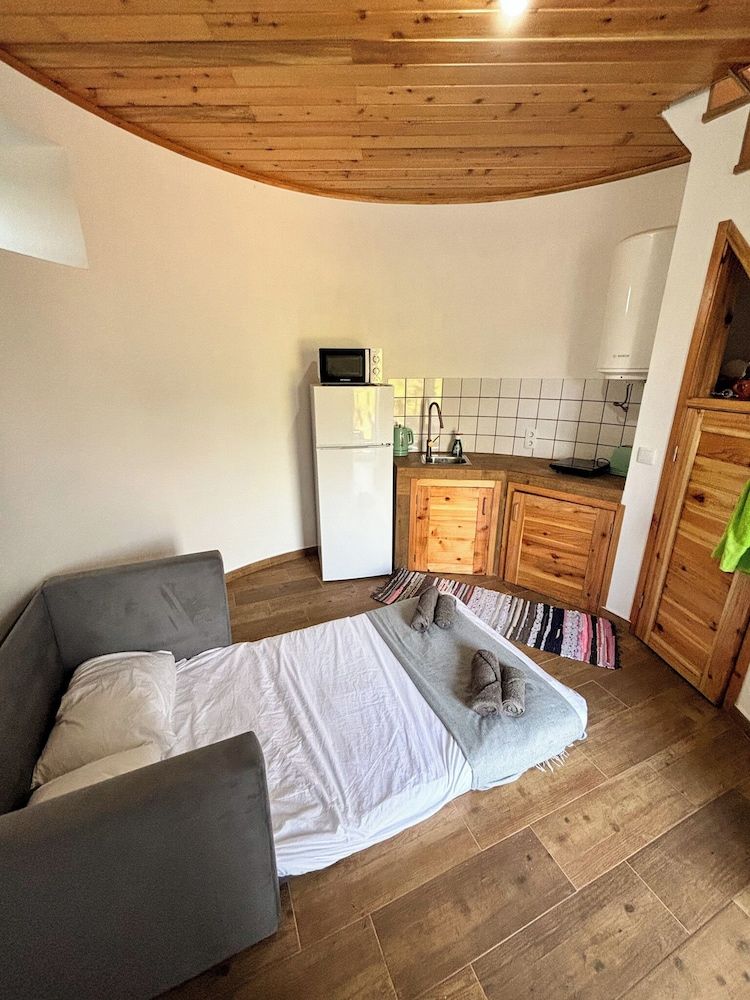 Banana Eco Camp Windmill 5