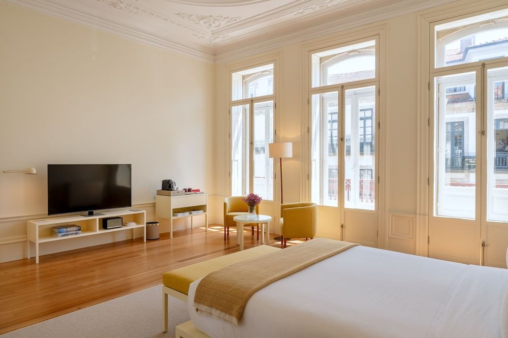 Deluxe Double Room, Balcony, City View