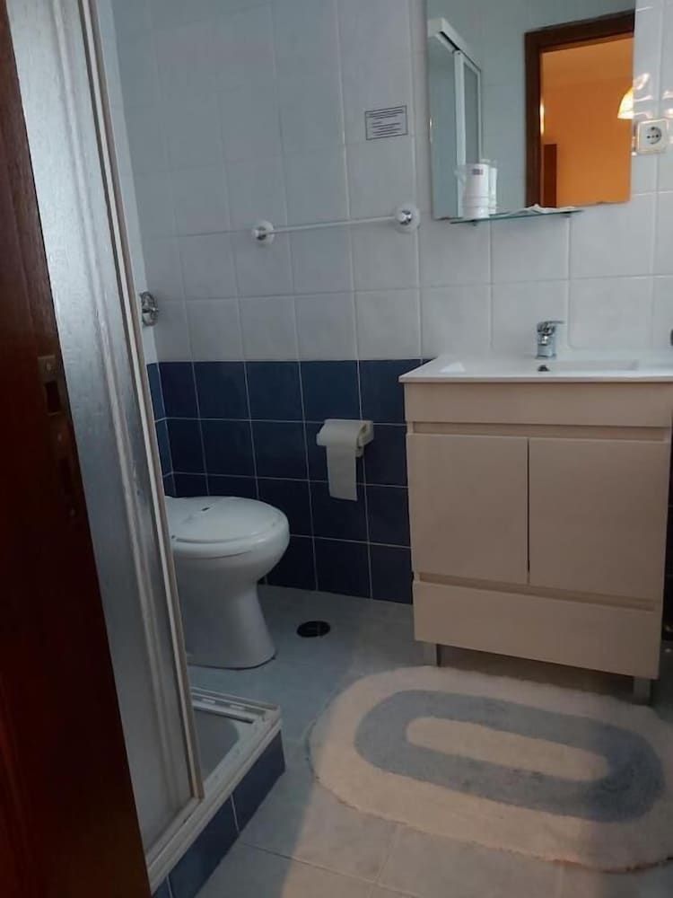 Encosta da Serra Basic Triple Room 6