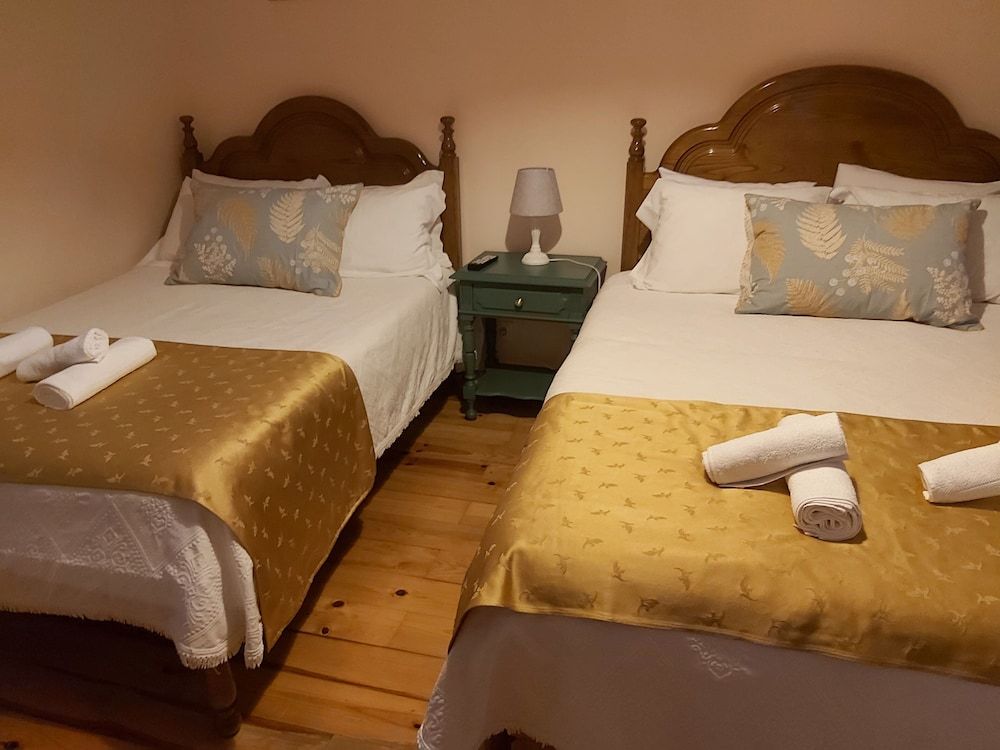 Encosta da Serra Comfort Triple Room 5