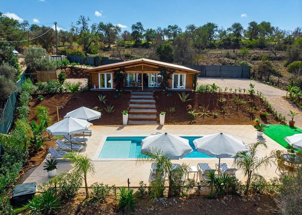 Design Chalet in Albufeira With Private Pool