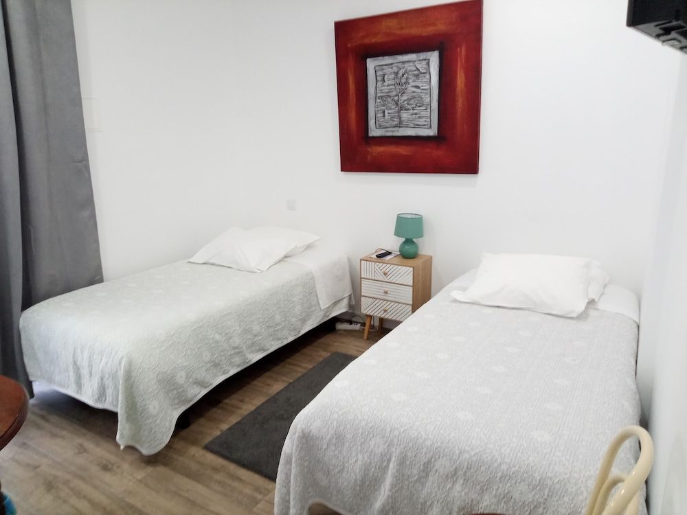 Basic Twin Room, 2 Twin Beds
