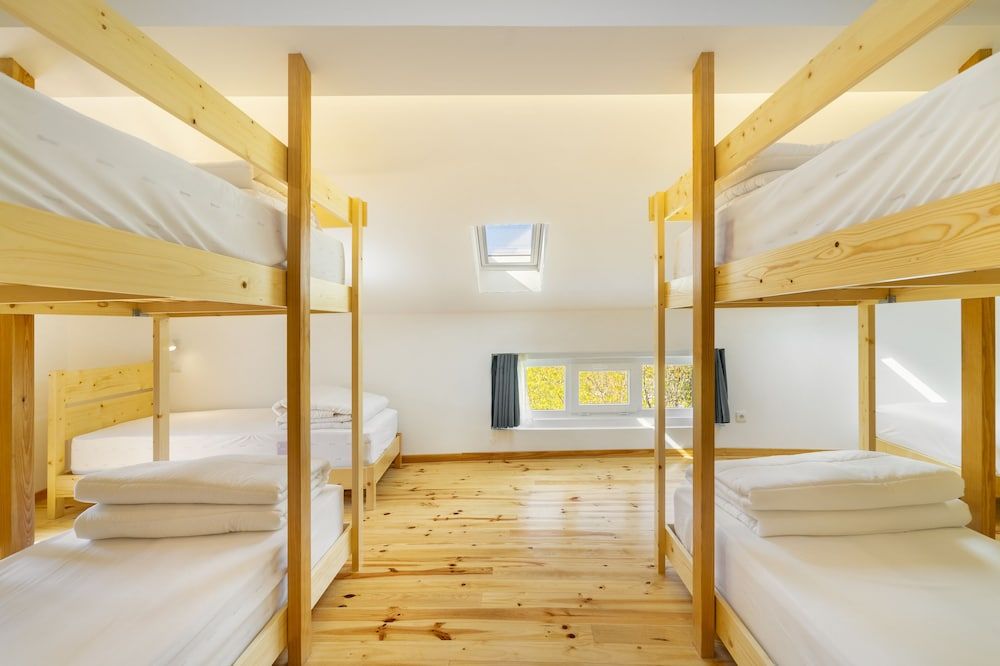 Shared Dormitory, Women only, City View (1 Bed in 6-Bed Dorm)