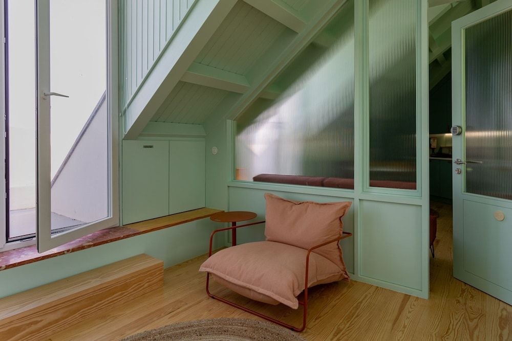 Standard Loft