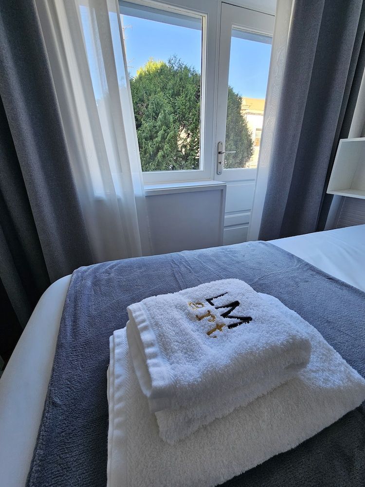 Panoramic Apartment, 2 Bedrooms, Balcony, City View