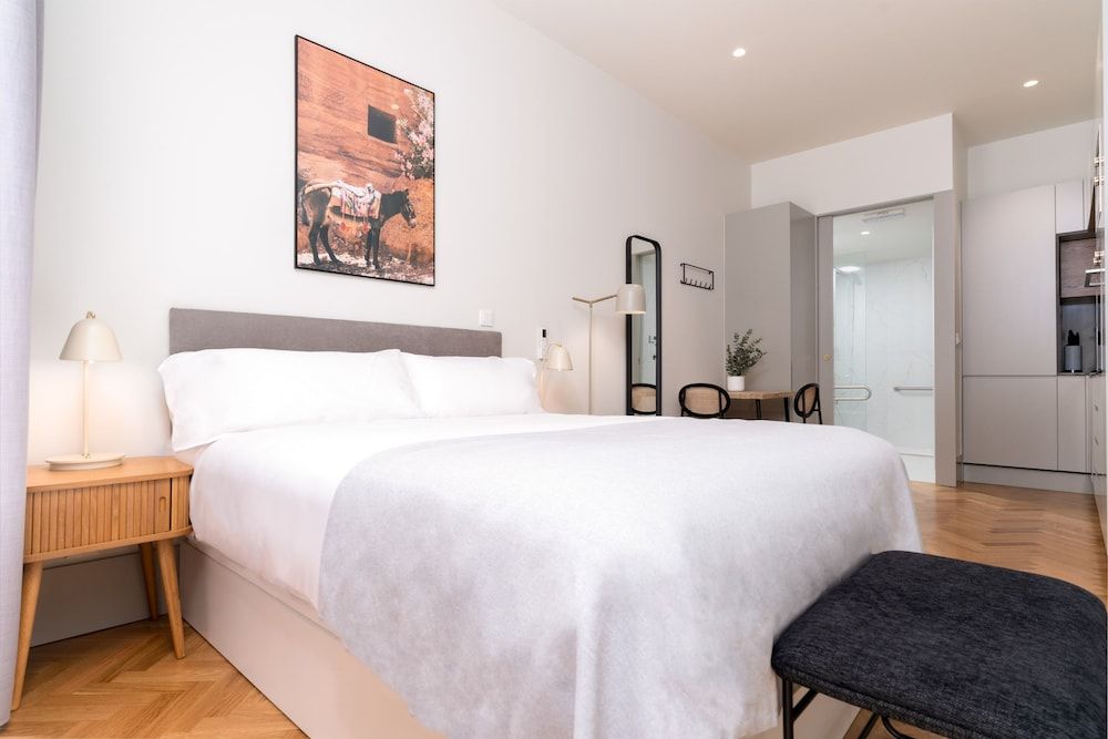 Studio - Wheelchair Accessible