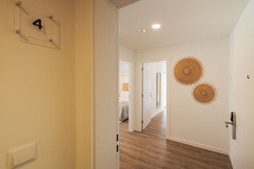 Honeymoon Apartment, Double