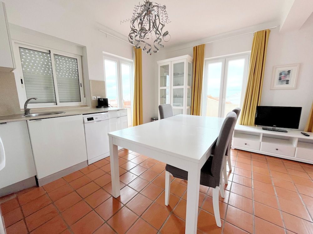 Apartamentos da Vila – Duna Parque Resorts & Hotels Superior Suite, Sea View 4