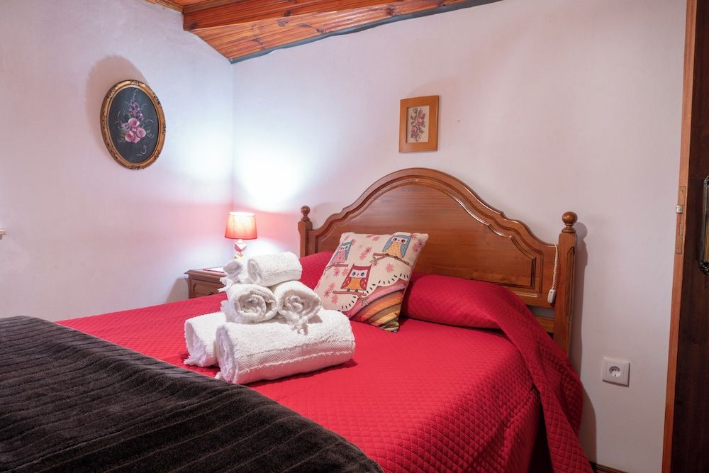 GerêsTER Economy Room, 1 Double Bed, Shared Bathroom, Mountainside 2